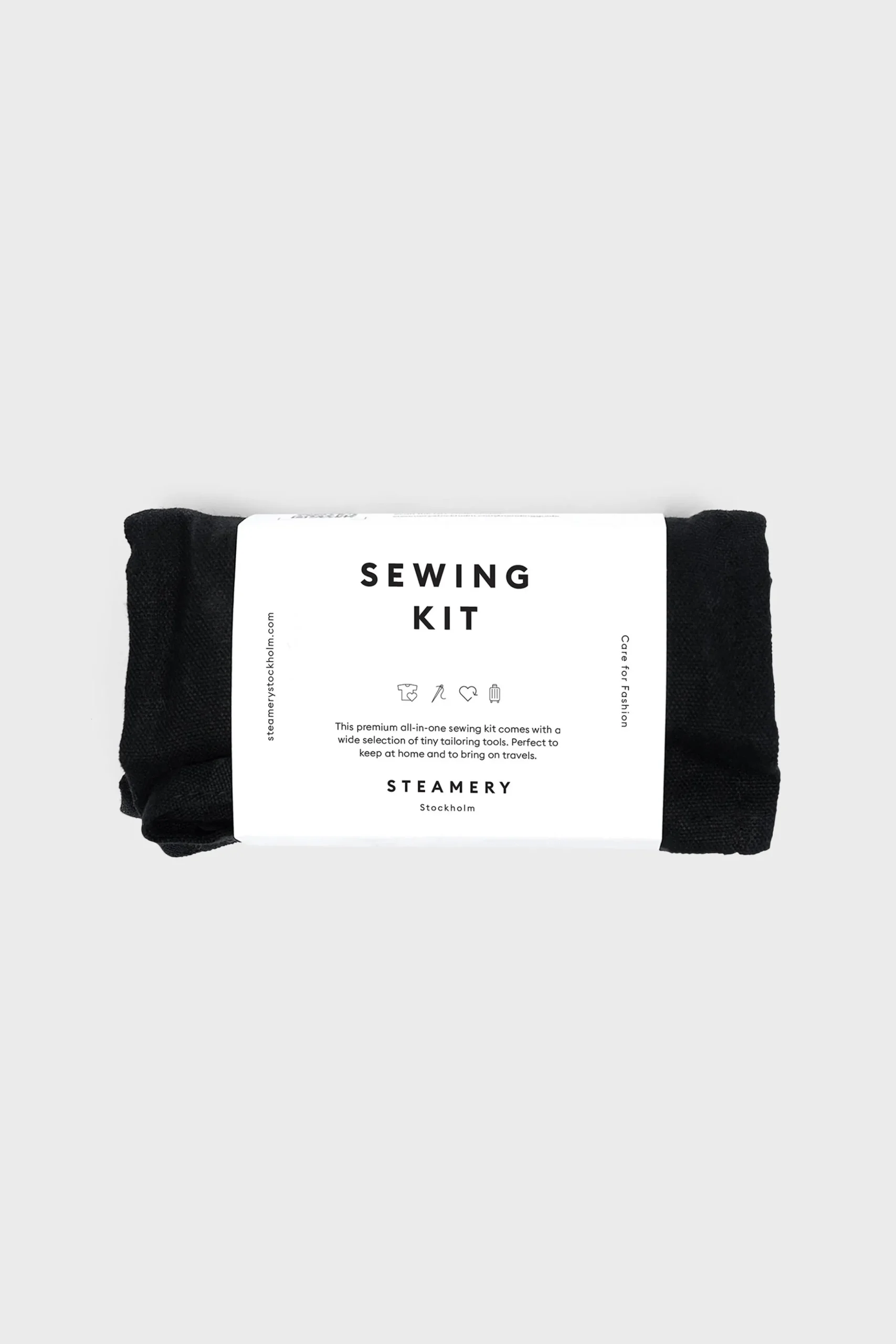 SEWING KIT